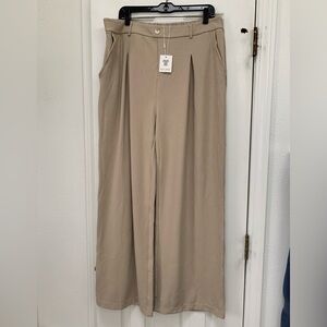 NWT Ladies Beige Wide-Leg Pants XXL